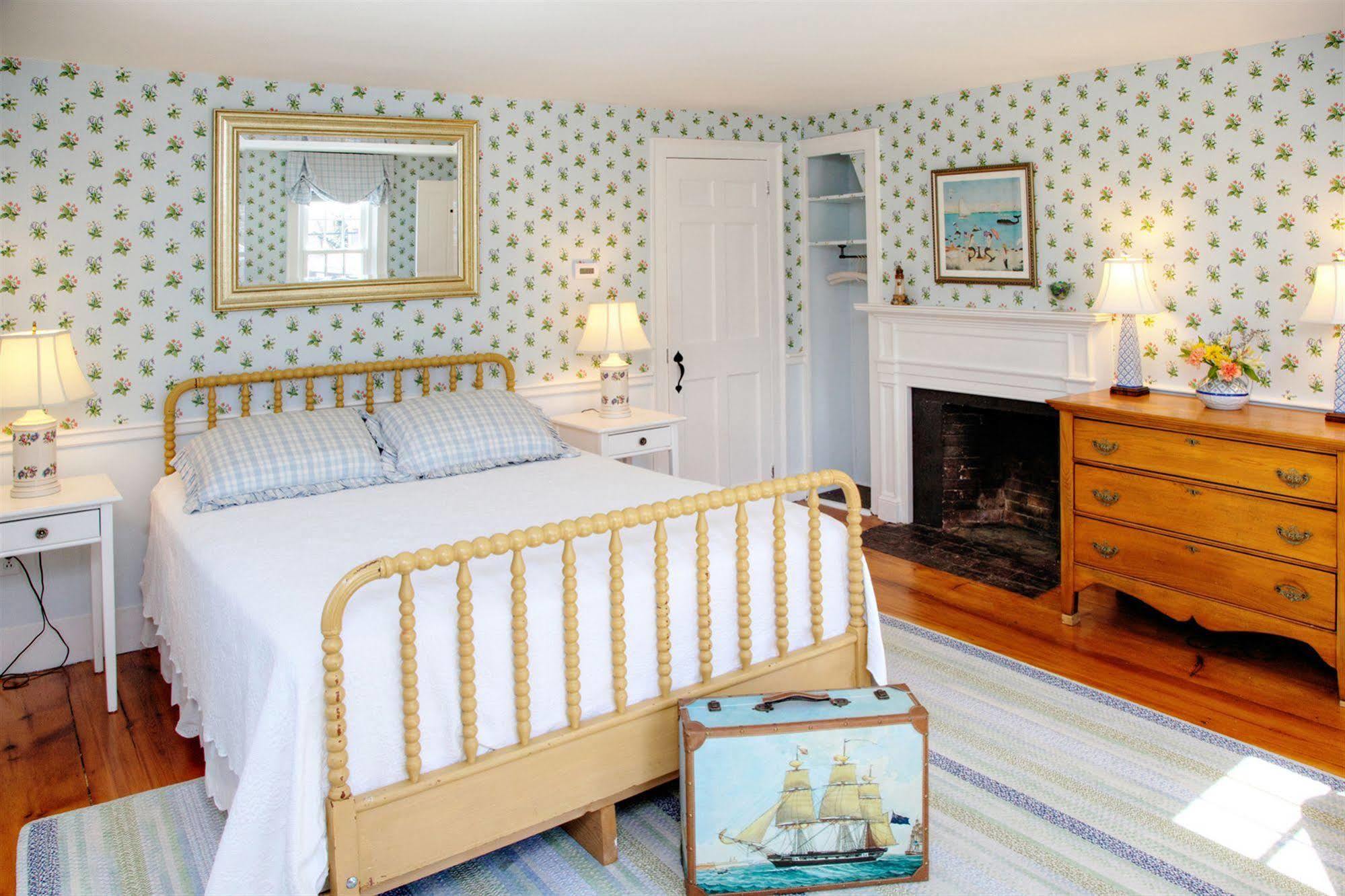 The Inn At Yarmouth Port (Adults Only) Екстериор снимка