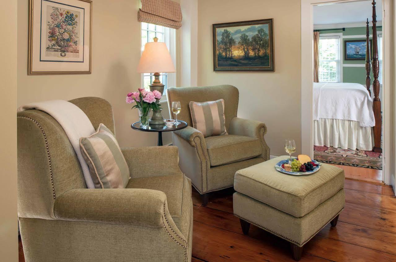The Inn At Yarmouth Port (Adults Only) Екстериор снимка